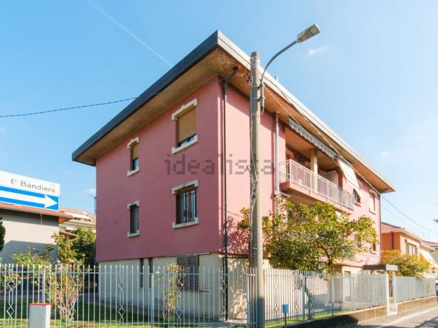 Appartamento in vendita a Nova Milanese, Monza e della Brianza