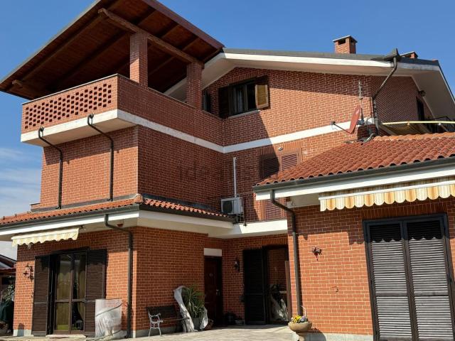 Attico in vendita a Tetti Francesi, Piemonte
