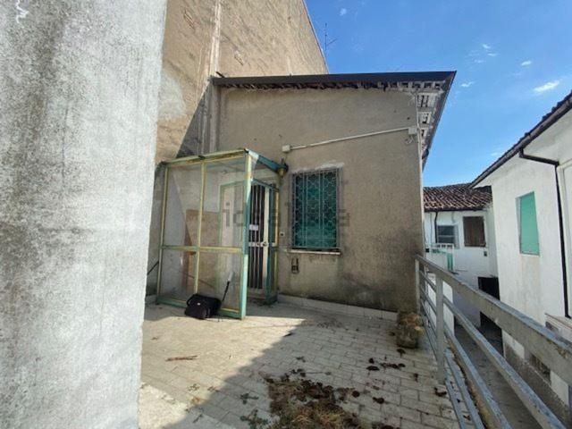 Appartamento in vendita a Pianura Reggiana, Re