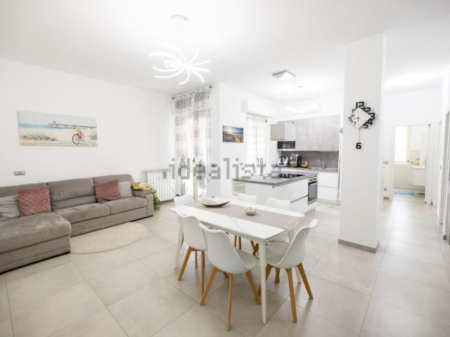 Appartamento in vendita a Cogoleto, Liguria