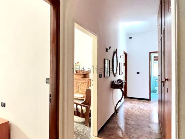 Appartamento in vendita a Cogoleto, Liguria