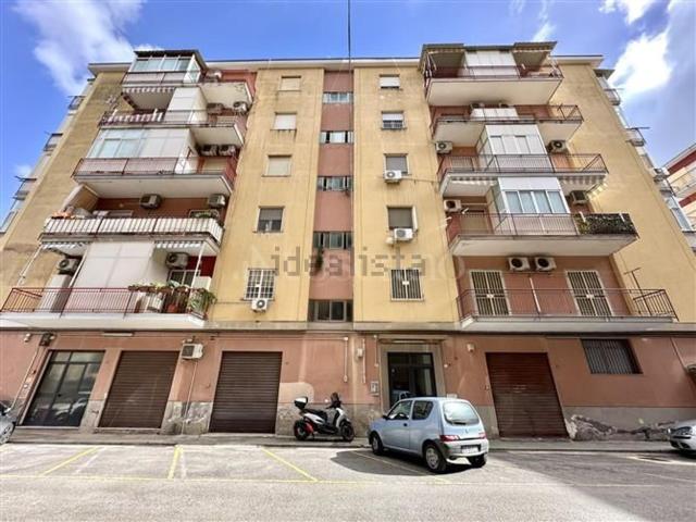 Appartamento in vendita a III Circoscrizione, Palermo