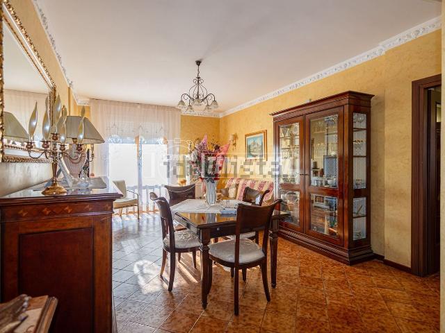 Appartamento in vendita a Roncina, Re