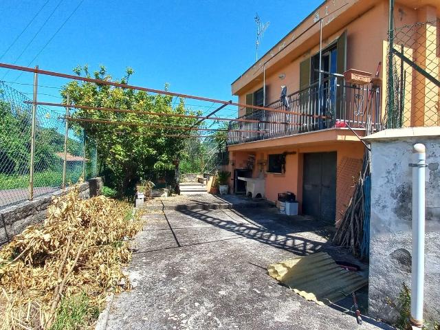Appartamento in vendita a Giuliano Di Roma, Lazio
