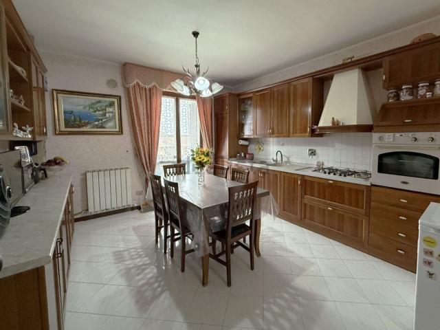 Appartamento in vendita a Gioiella, Umbria