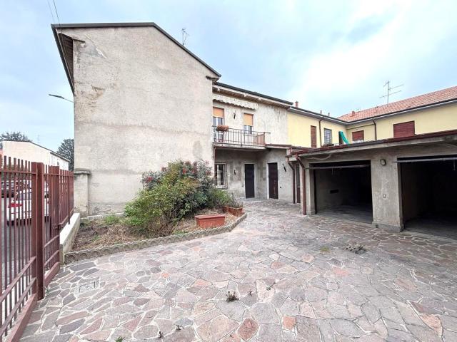 Appartamento in vendita a Lazzaretto, Seregno