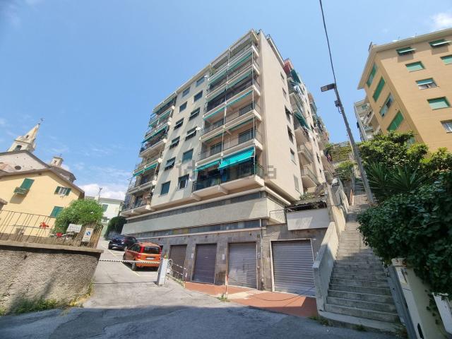 Appartamento in vendita a Val Polcevera, Serra Riccò