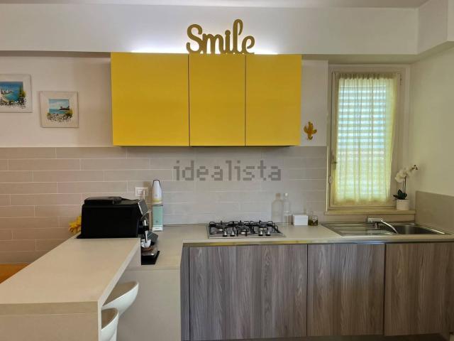 Appartamento in vendita a Camerano, Ancona