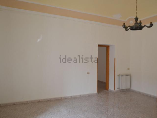 Appartamento in vendita a Caltagirone, Catania