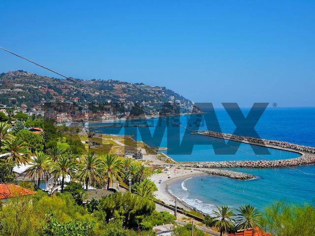 Attico in vendita a Bordighera, Liguria