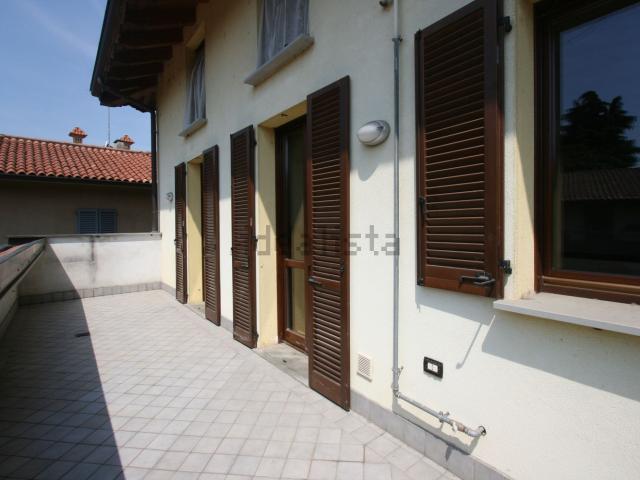 Appartamento in vendita a Canonica D'adda, Lombardia