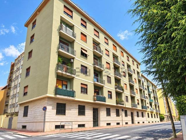 Appartamento in vendita a Porta Casale, Vercelli