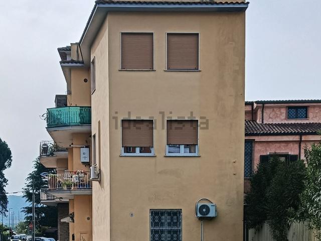 Appartamento in vendita a Guidonia Montecelio, Roma Capitale
