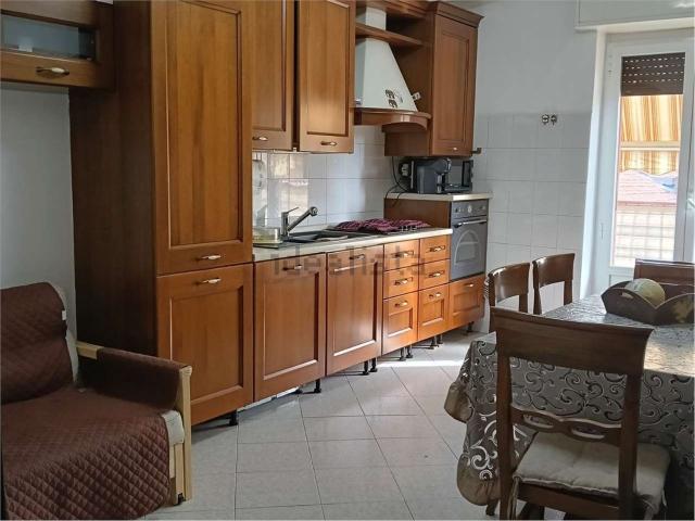 Appartamento in vendita a Cologno Monzese, Lombardia
