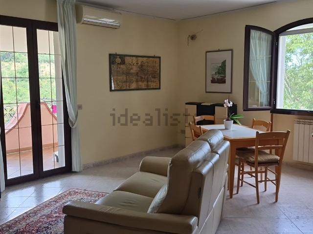 Appartamento in vendita a Imperia, Liguria