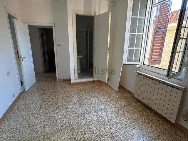 Appartamento in vendita a Bolano, Liguria