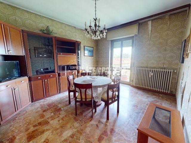 Appartamento in vendita a Lomazzo, Como