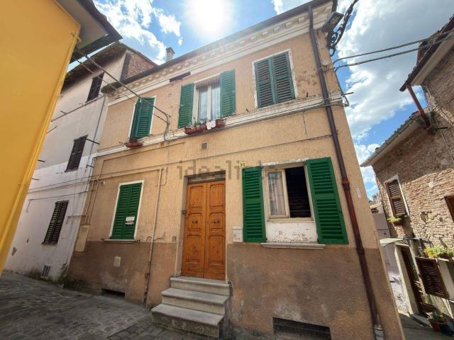 Appartamento in vendita a Centro, Marche