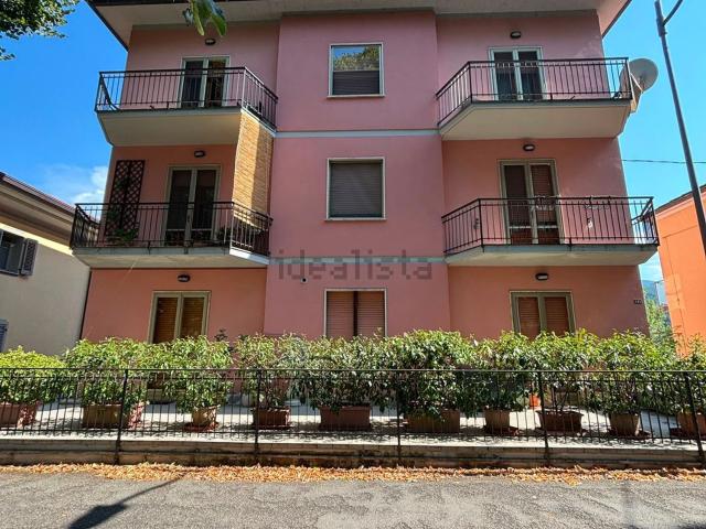 Appartamento in vendita a Borgo Val Di Taro, Reggio Emilia