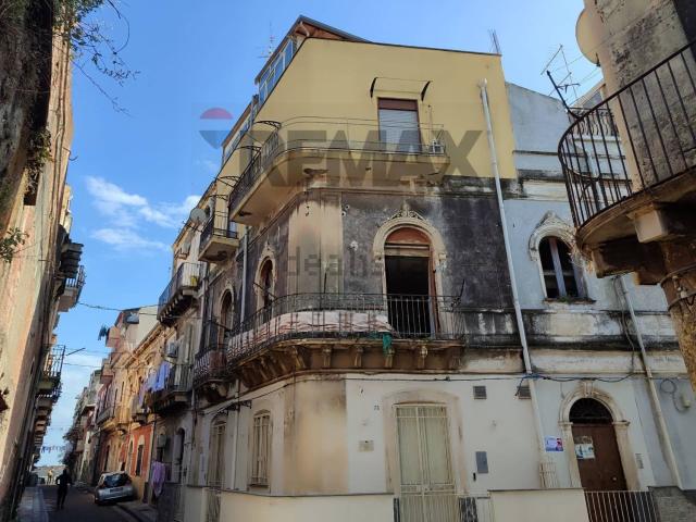 Appartamento in vendita a Centro storico, Catania