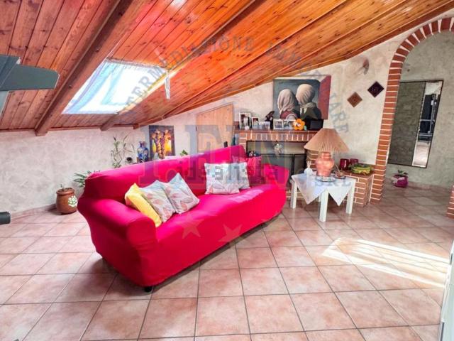 Appartamento in vendita a Lavina, Aci Sant'antonio