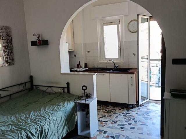 Appartamento in vendita a Vallecrosia, Liguria