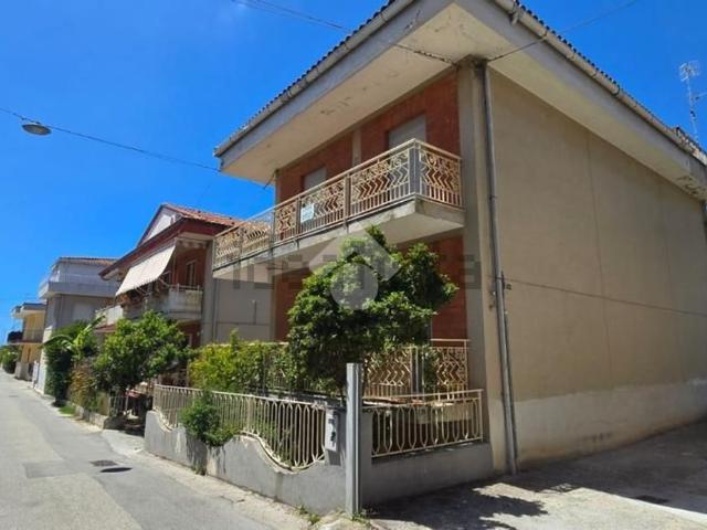 Appartamento in vendita a Ascea, Campania