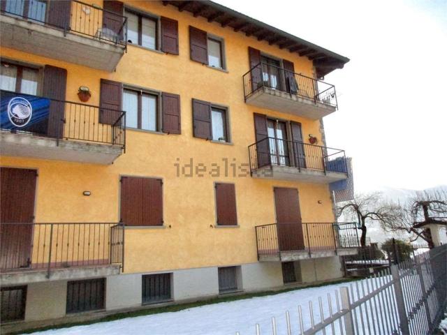 Appartamento in vendita a Capizzone, Lombardia