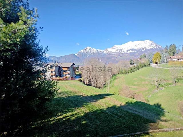Appartamento in vendita a Moggio, Lombardia