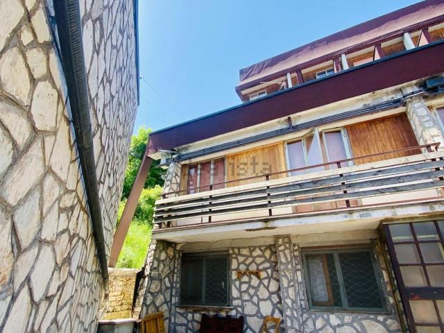 Appartamento in vendita a Rocca Di Cambio, Abruzzo