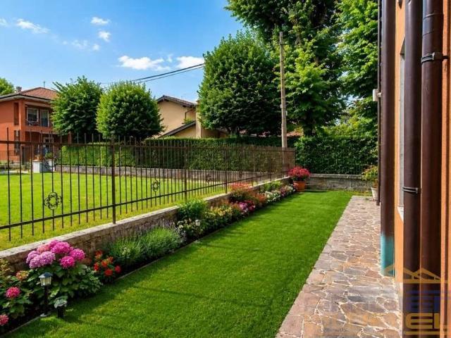 Appartamento in vendita a Osnago, Lombardia
