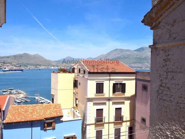 Appartamento in vendita a Gaeta Medievale, Gaeta