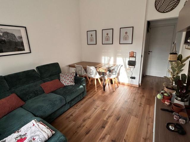 Appartamento in vendita a Sagnino, Como