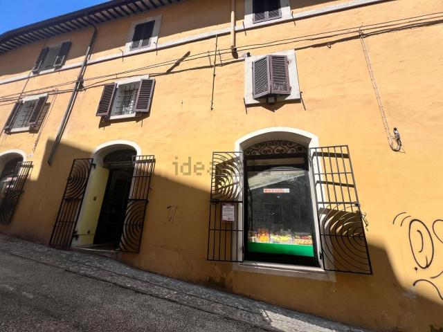 Appartamento in vendita a Spoleto, Umbria