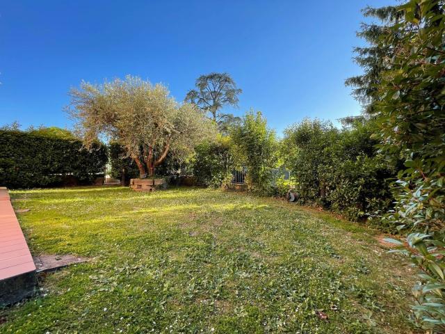 Appartamento in vendita a Alberghi, Uzzano E Castello