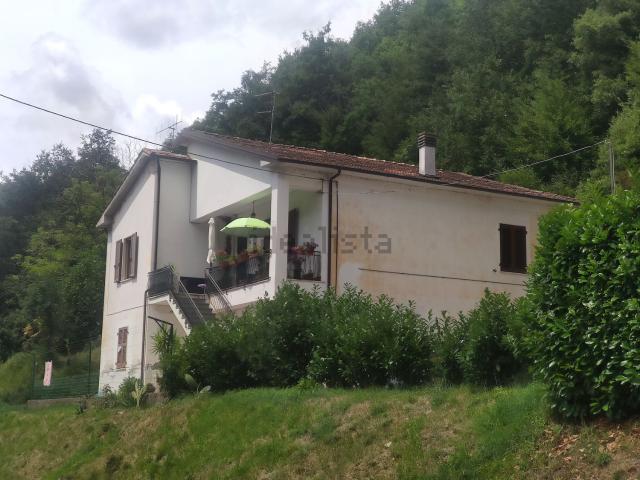 Appartamento in vendita a Unione di comuni Montana Lunigiana, Licciana Nardi
