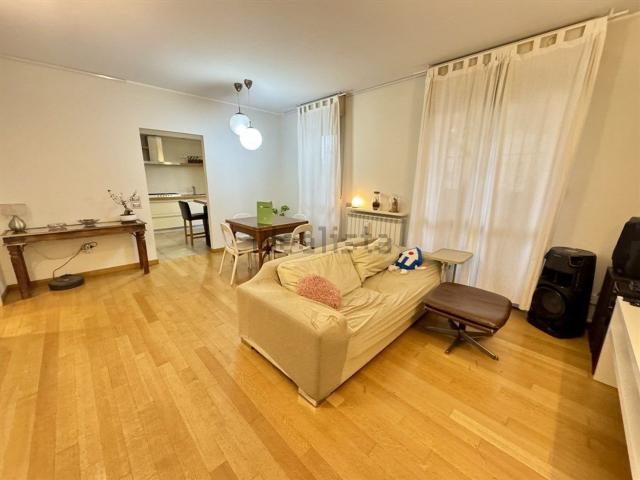 Appartamento in vendita a Vedano Al Lambro, Lombardia