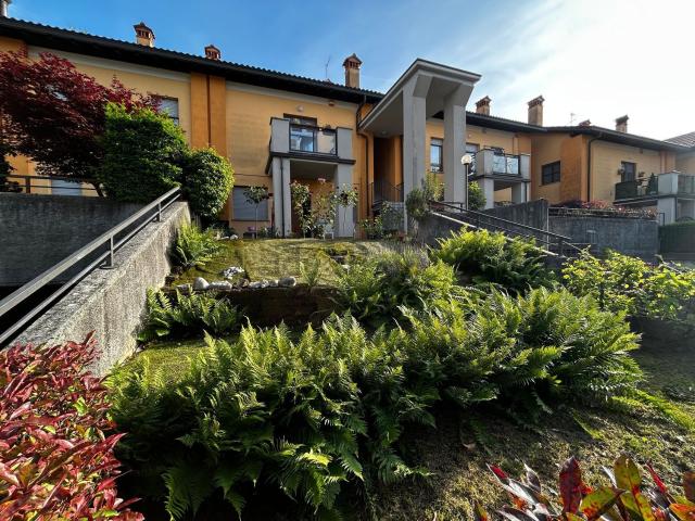 Appartamento in vendita a Sirtori, Lombardia