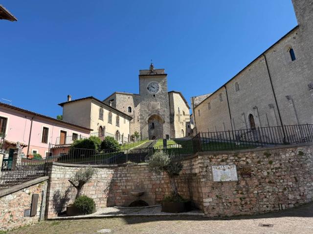 Appartamento in vendita a Monteleone Di Spoleto, Umbria