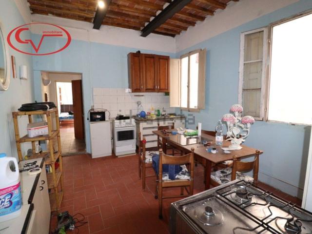 Appartamento in vendita a Montevarchi, Toscana