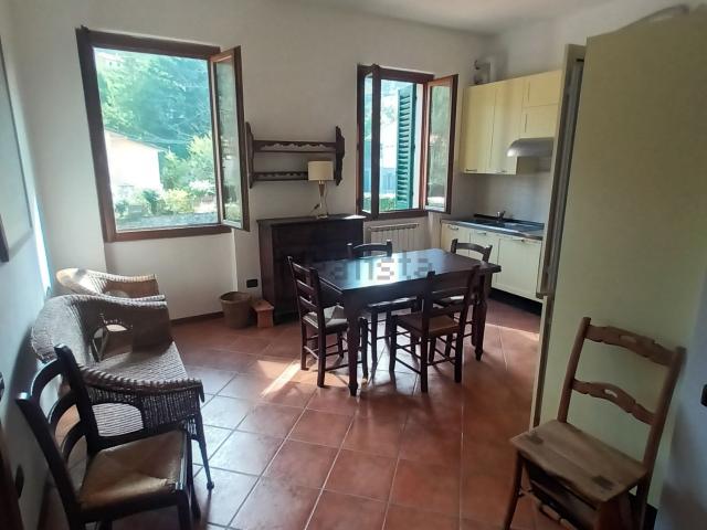 Appartamento in vendita a Vaglia, Toscana