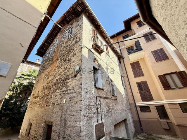 Appartamento in vendita a Gravedona ed Uniti, Gravedona