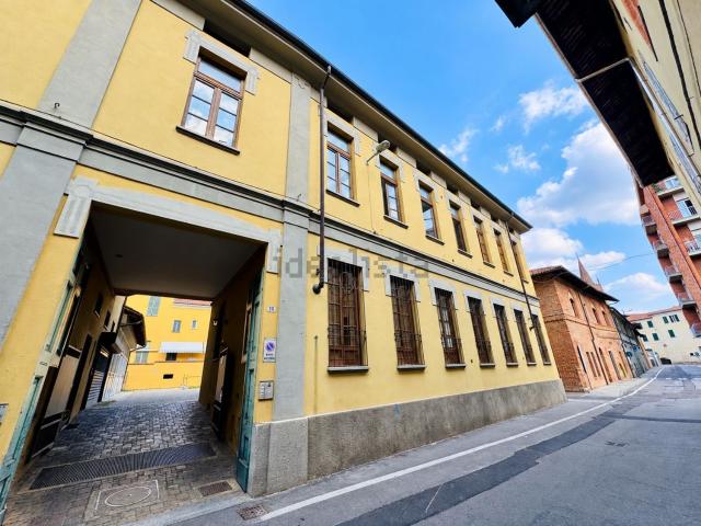 Appartamento in vendita a Chieri, Torino
