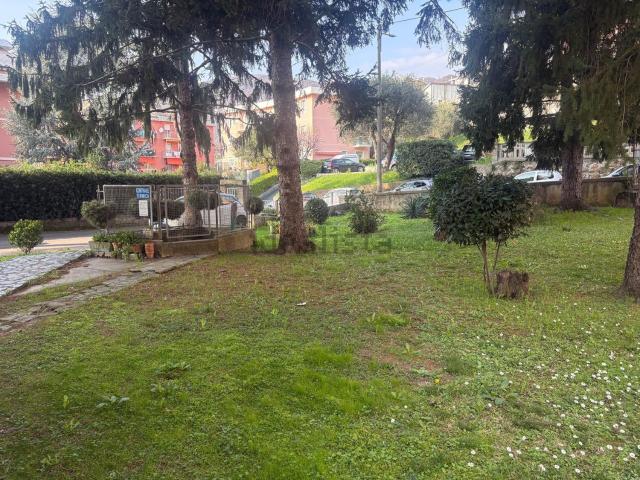 Appartamento in vendita a Media Val Bisagno, Serra Riccò