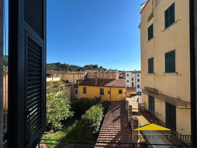 Appartamento in vendita a Fabbrica, Carrara