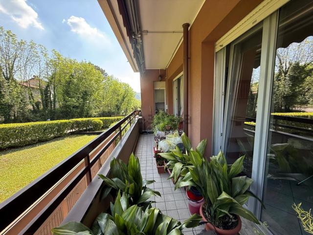 Appartamento in vendita a Como, Lombardia
