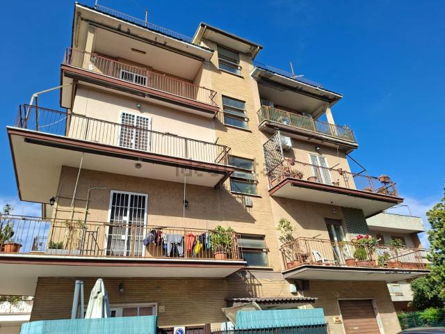 Attico in vendita a Saxa Rubra, Roma Capitale