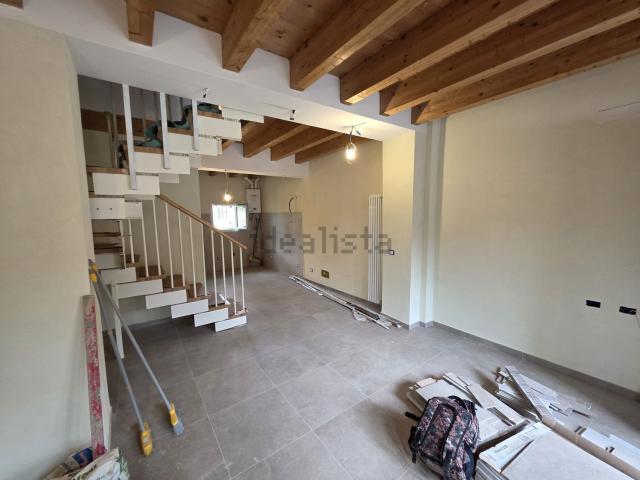 Appartamento in vendita a Robecco Sul Naviglio, Lombardia