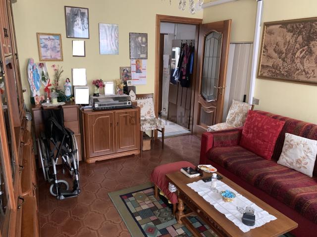 Appartamento in vendita a Landriano, Lombardia