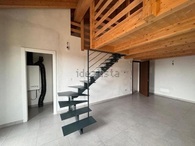 Appartamento in vendita a Suno, Novara